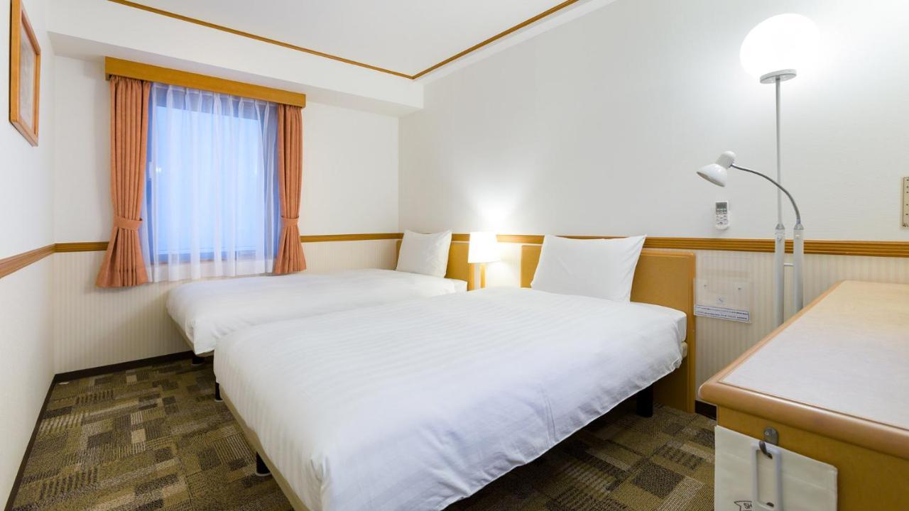 Toyoko Inn Naha Omoromachi Ekimae Exterior foto